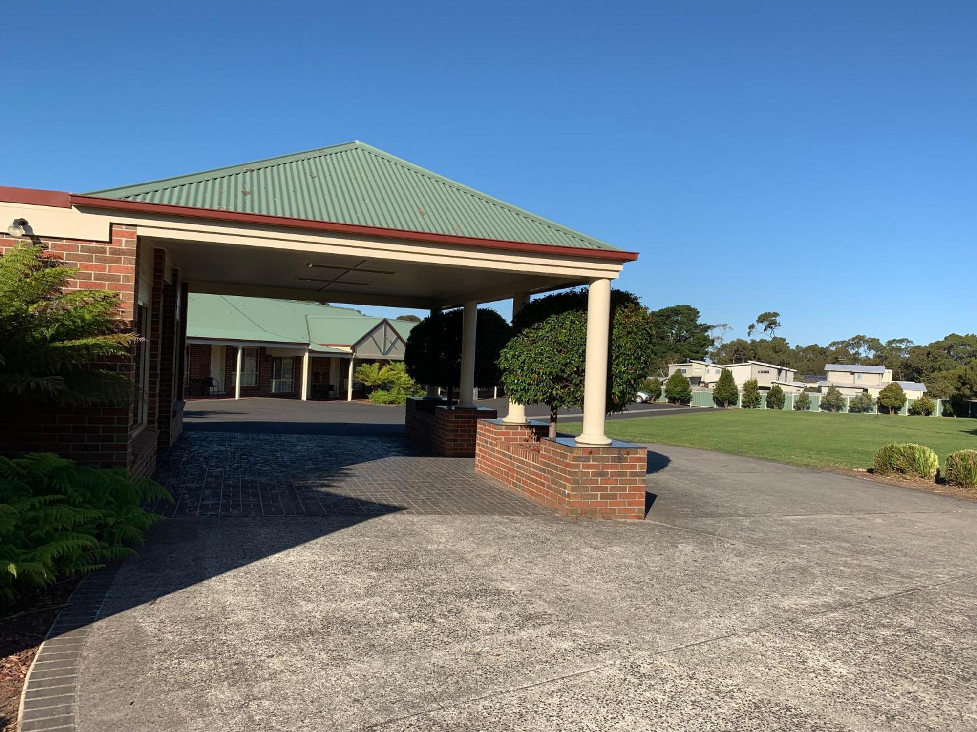 Arthur Phillip Motor Inn カウズ エクステリア 写真